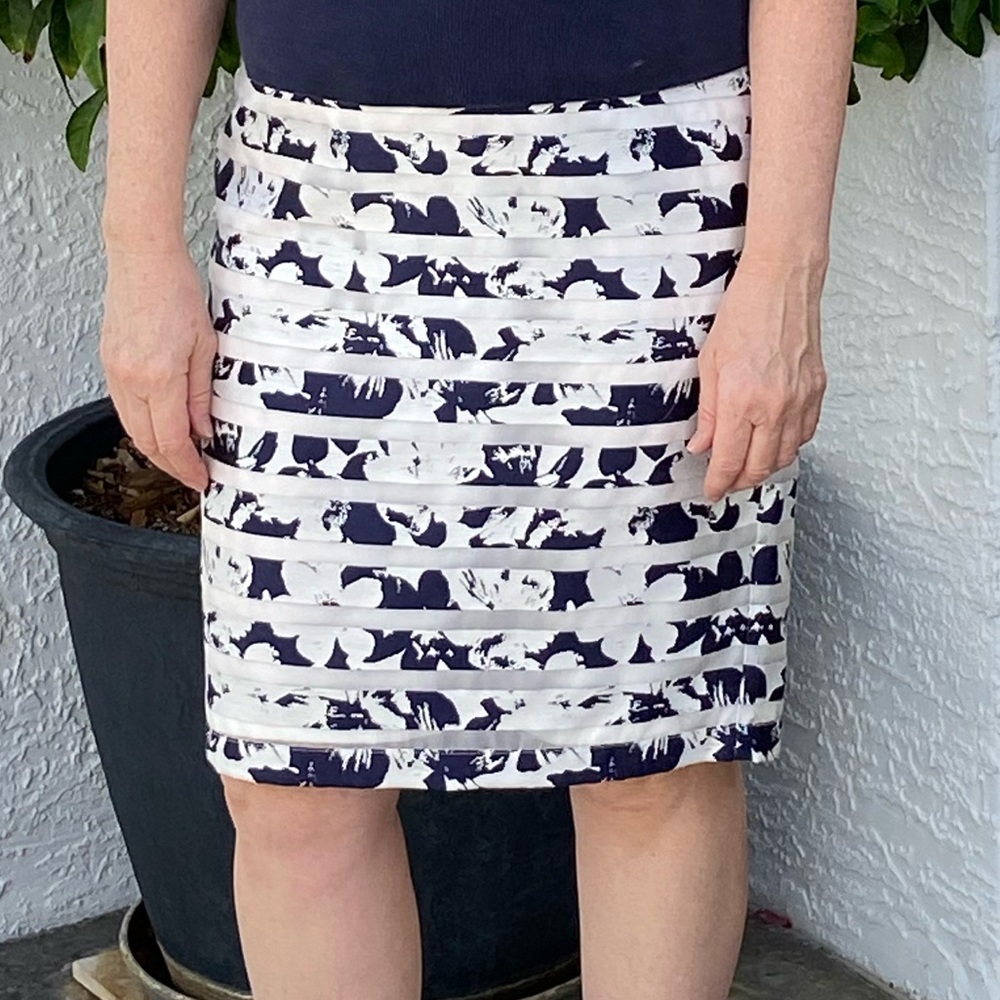 Unique fabric pencil skirt